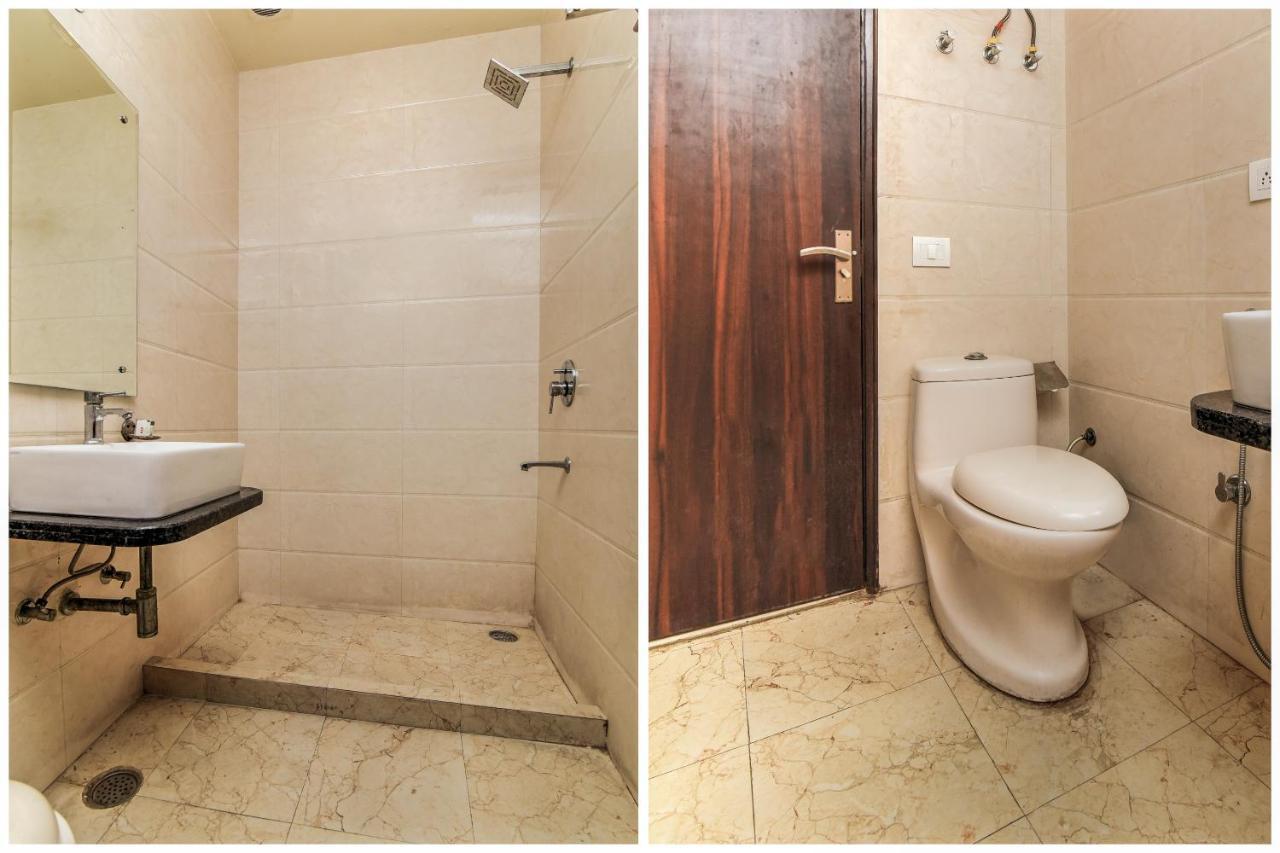 Collection O 76248 D Crown Hotel 3*
