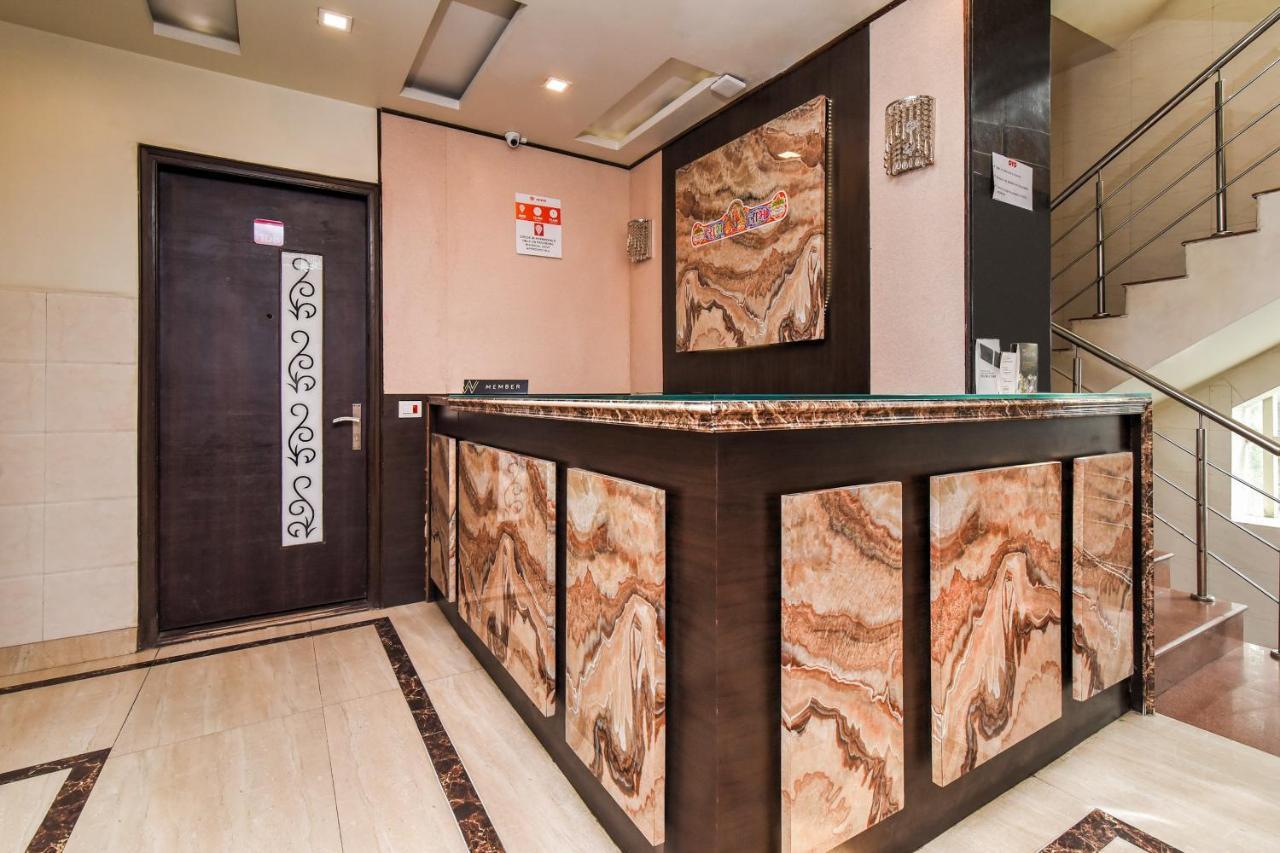 Collection O 76248 D Crown New Delhi